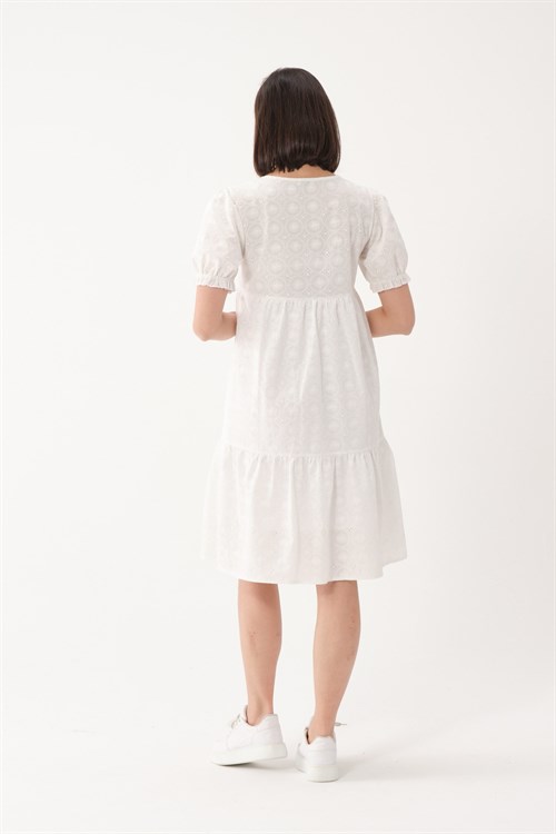 Busa Hamile Emzirme Detaylı Vual Brode Elbise Beyaz